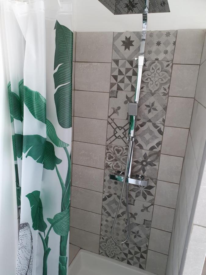 Le Gite Du Puits Aubert Breze Ngoại thất bức ảnh